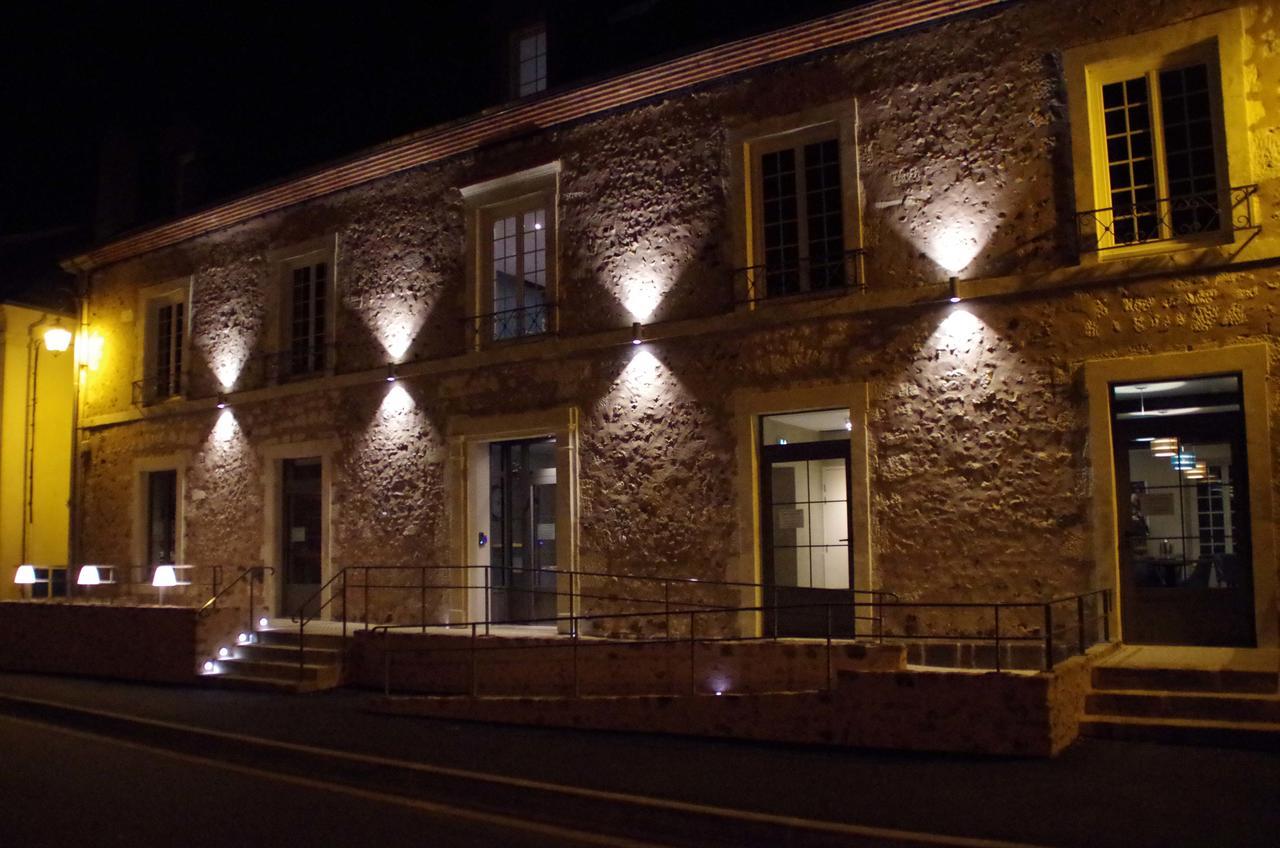 Logis - Auberge De L'Abbaye Thiron-Gardais ภายนอก รูปภาพ