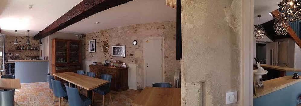 Logis - Auberge De L'Abbaye Thiron-Gardais ภายนอก รูปภาพ